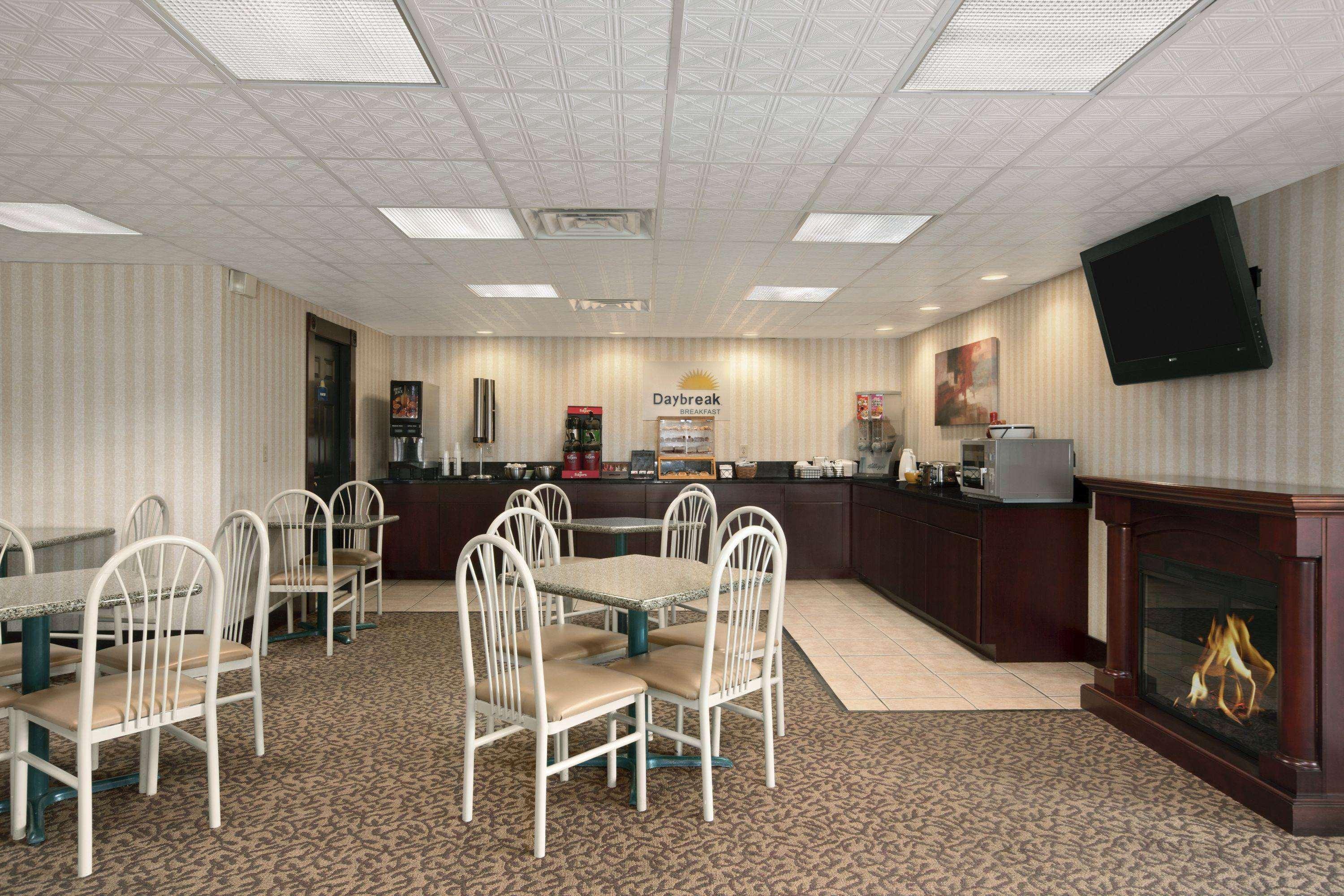 Days Inn By Wyndham Grantville Exterior foto