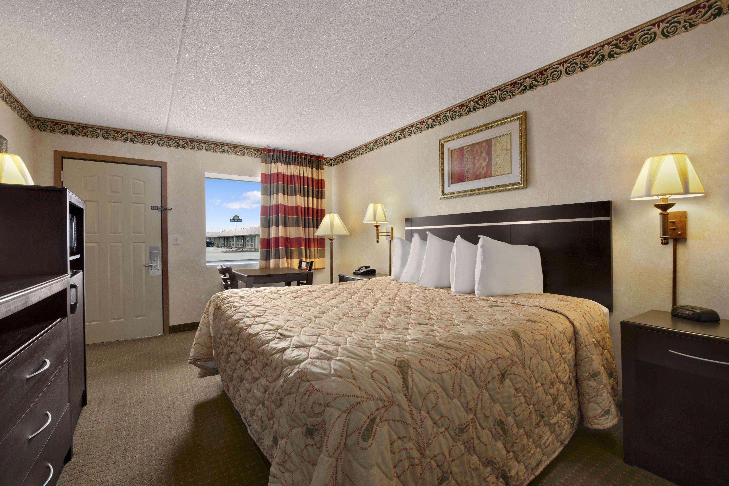 Days Inn By Wyndham Grantville Exterior foto